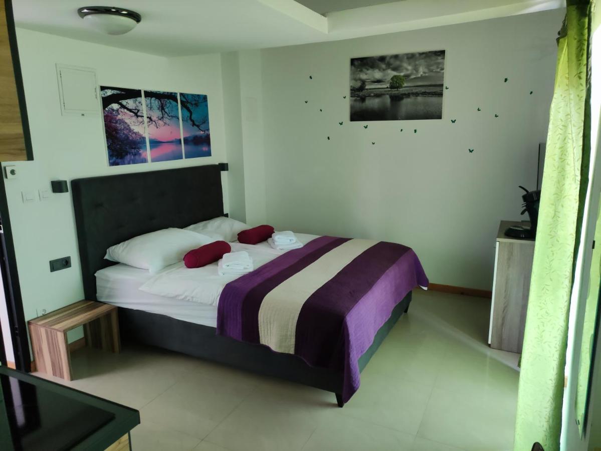 Panorama Sunset Apartments ツレス エクステリア 写真