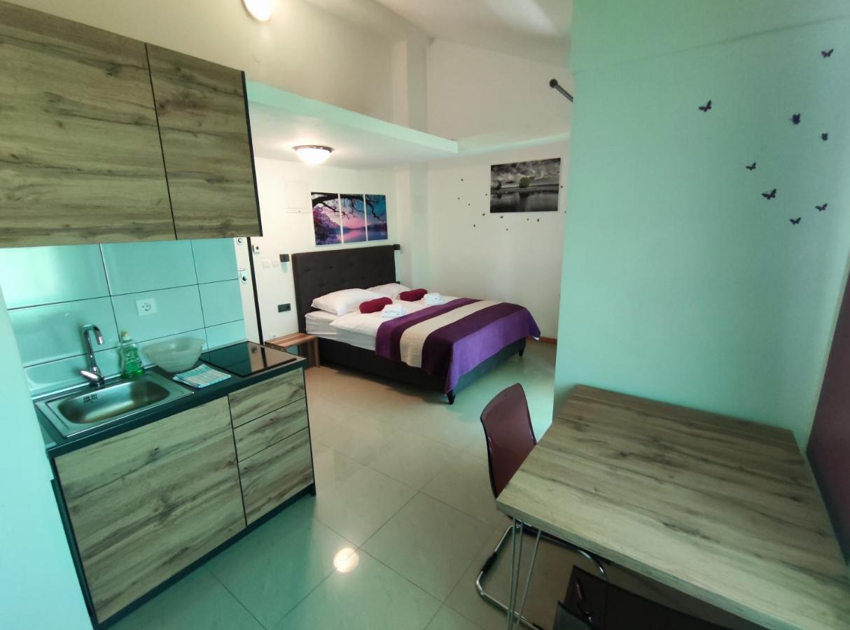 Panorama Sunset Apartments ツレス エクステリア 写真